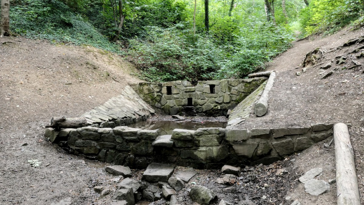 Vodozádržné práce